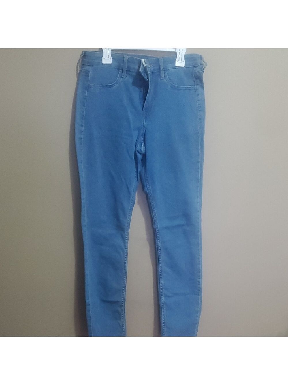 H&M Light Blue Skinny Jeans Size 6